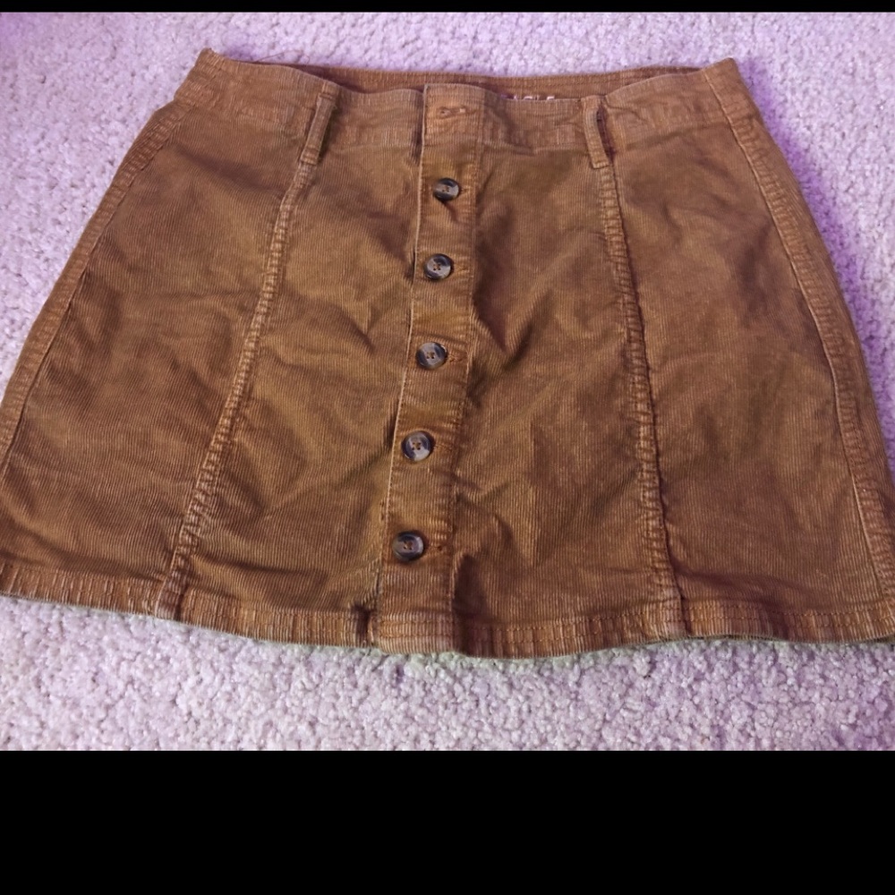 American Eagle skirt.